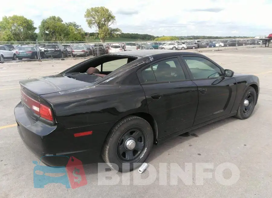 2C3CDXAG6DH720866 Photo# 4