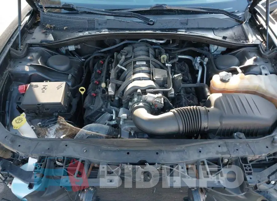 2C3CDXCT4FH879303 Photo# 10