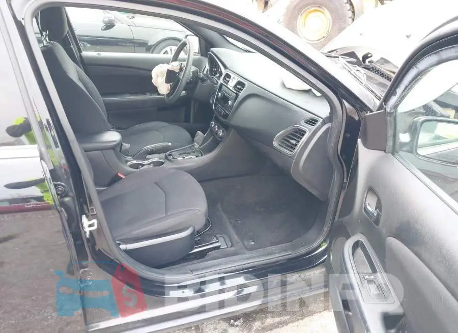 1C3CCBAG8DN736273 Photo# 5