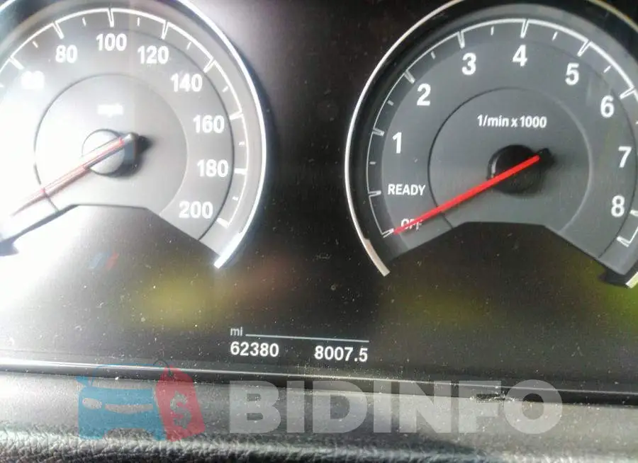 WBS8M9C57J5J78178 Photo# 7