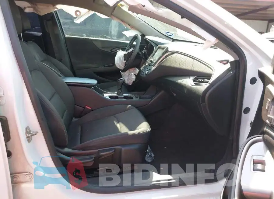 1G1ZB5ST8HF217965 Photo# 5