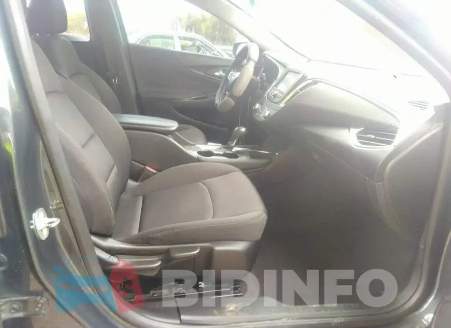 1G1ZD5ST2JF201244 Photo# 5