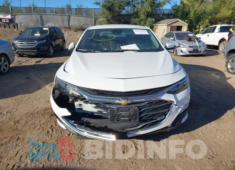 1G1ZD5ST5NF106876 Photo# 6