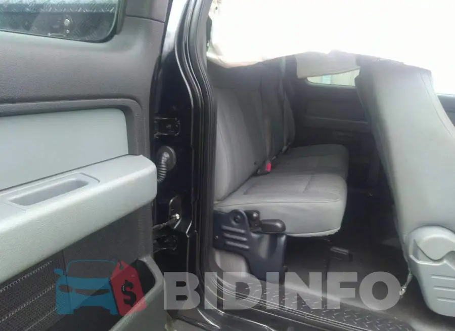 1FTFX1EF0DFB51576 Photo# 8