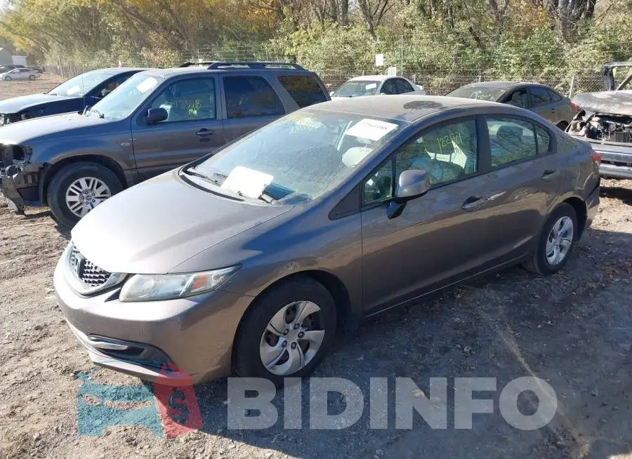 19XFB2F57DE006216 Photo# 2