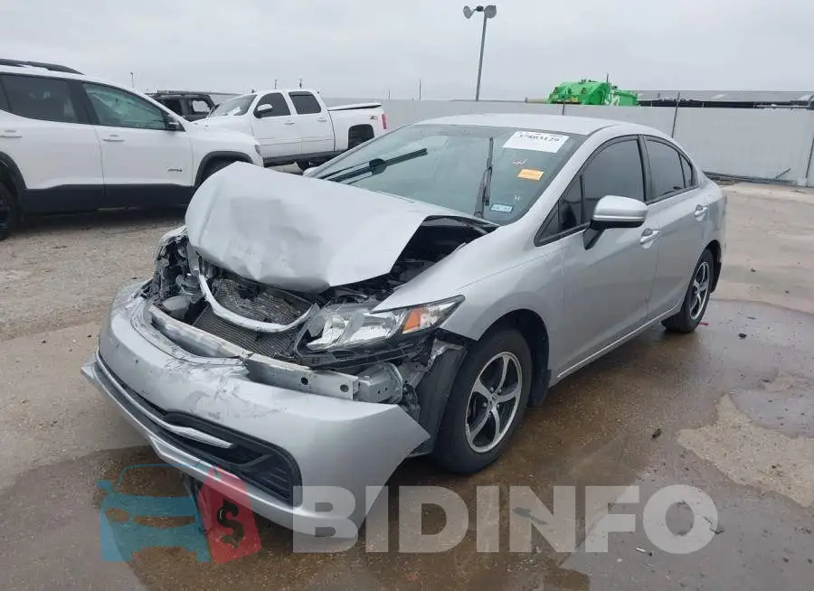 19XFB2F77FE003739 Photo# 2