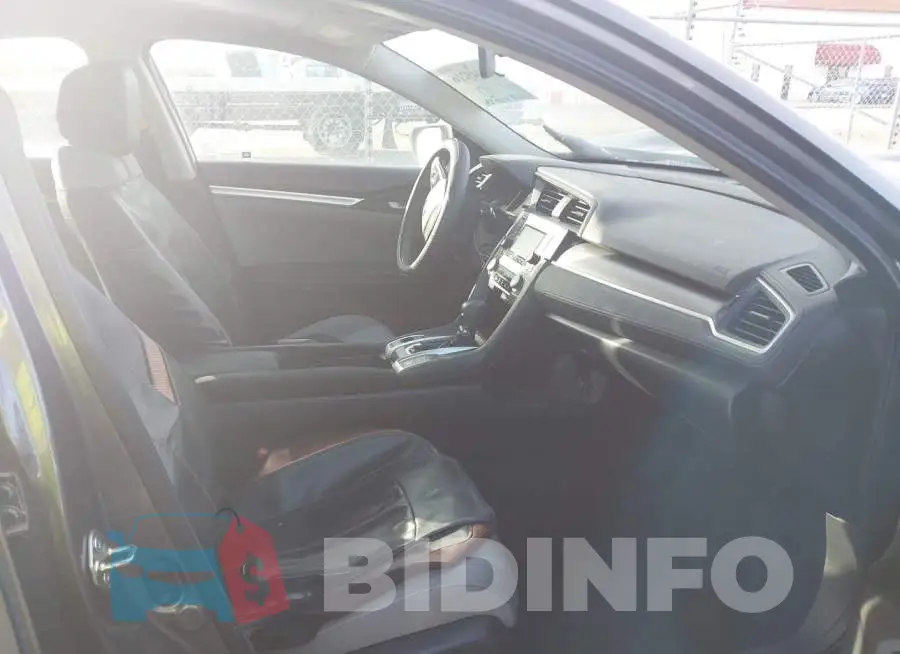 19XFC2F56HE028209 Photo# 5