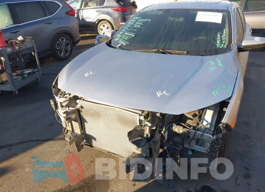 19XFC2F72HE206053 Photo# 6
