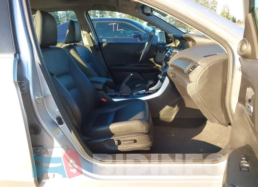 1HGCR3F98FA016915 Photo# 5