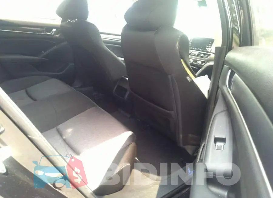 1HGCV1F16KA146101 Photo# 8