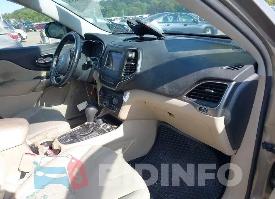 1C4PJMCB5LD579824 Photo# 5