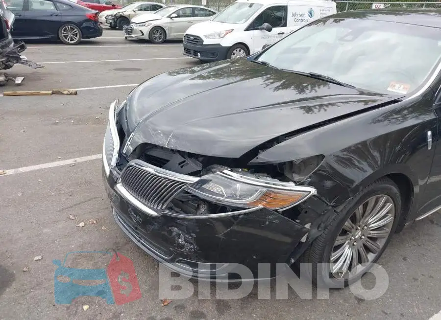 1LNHL9DK7FG600164 Photo# 6