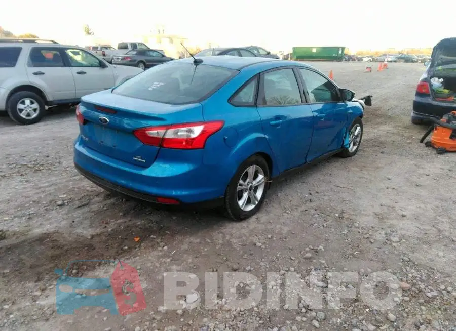 1FADP3F27EL182475 Photo# 4