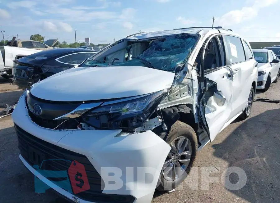 5TDBRKEC8PS174144 Photo# 2