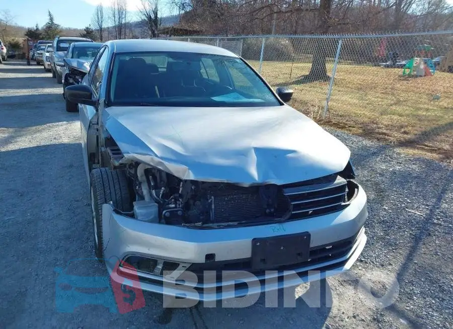3VWD67AJ6GM252596 Photo# 6
