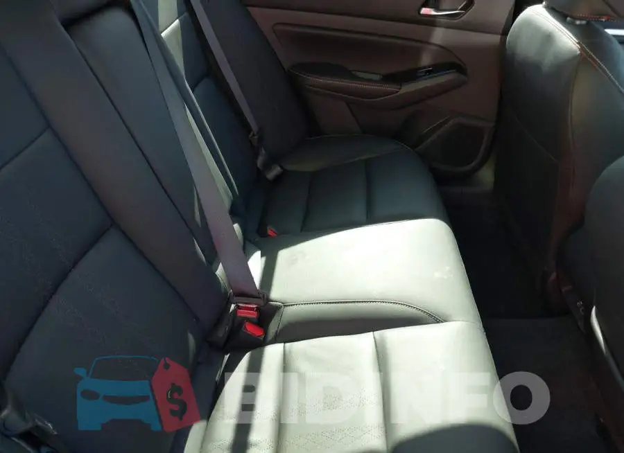 1N4BL4CV9PN318247 Photo# 8