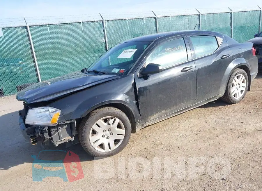 1C3CDZAB8DN700657 Photo# 2