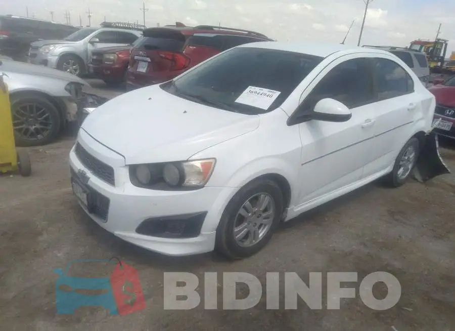 3G1J85CC8DS565877 Photo# 2
