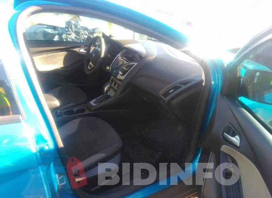 1FADP3F26EL142713 Photo# 5