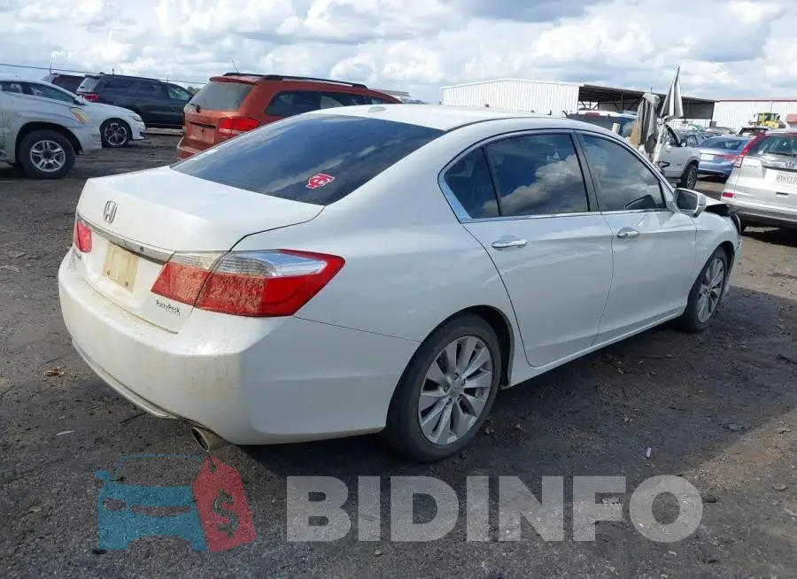 1HGCR2F88FA109158 Photo# 4