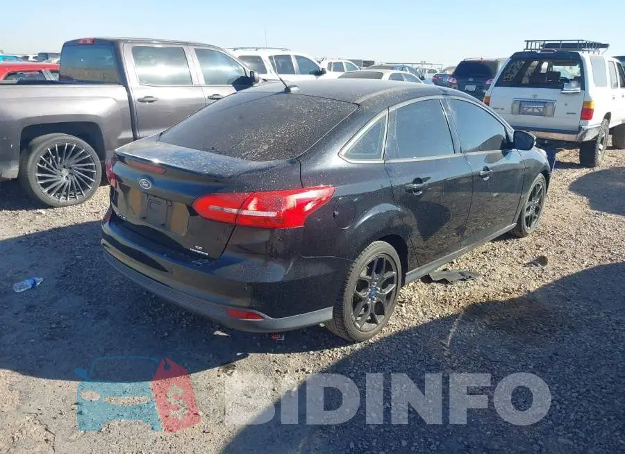 1FADP3F28GL256022 Photo# 4