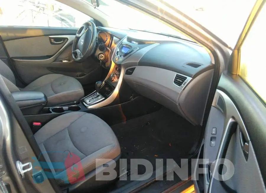 5NPDH4AE2DH208921 Photo# 5