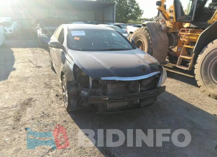 5NPEC4AB6DH723851 Photo# 1