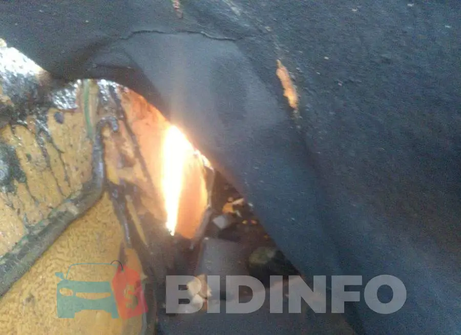 KNDJN2A2XF7226872 Photo# 8