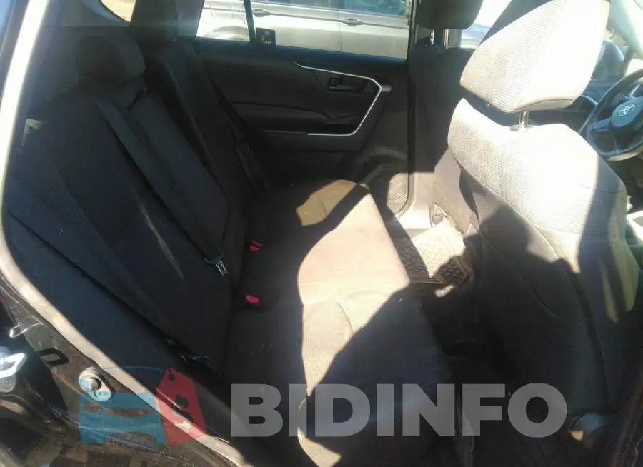 2T3G1RFV6MC188416 Photo# 8
