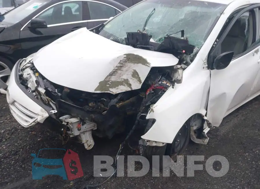5YFBU4EE8DP188416 Photo# 6