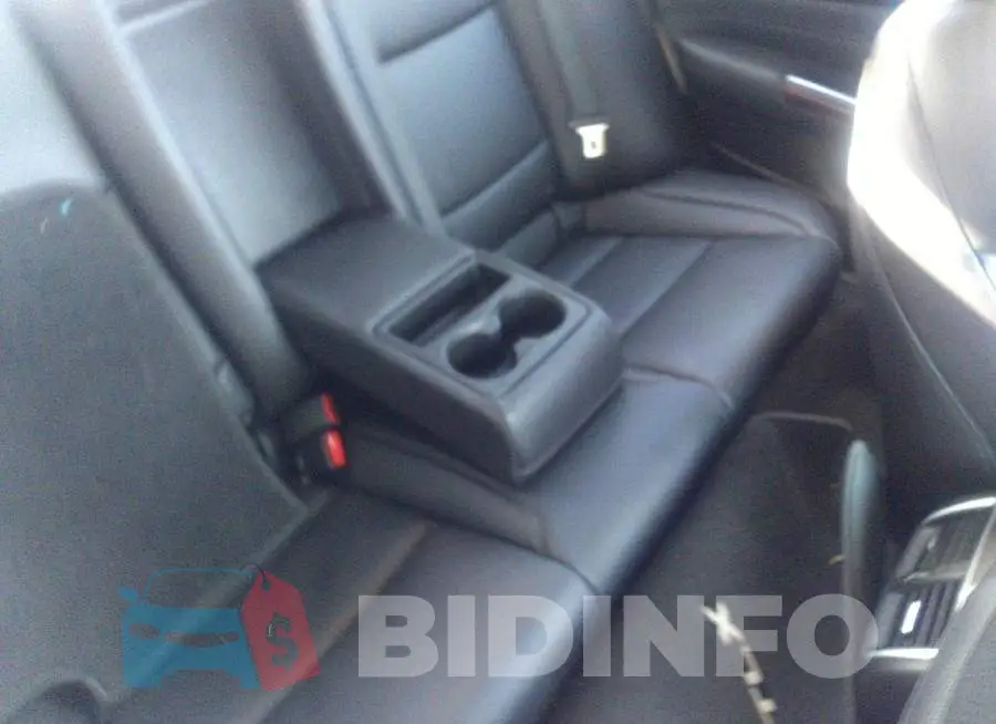 19UUB2F34FA015579 Photo# 8