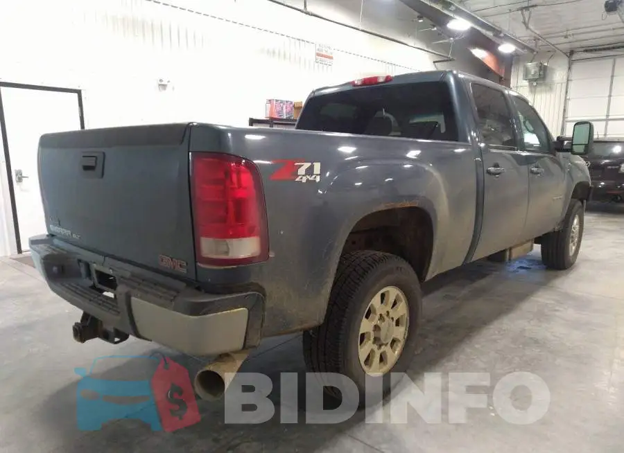 1GT121E83DF154773 Photo# 4