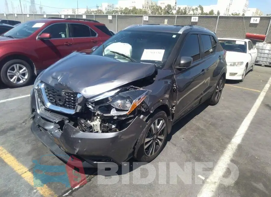 3N1CP5CU3JL523623 Photo# 6