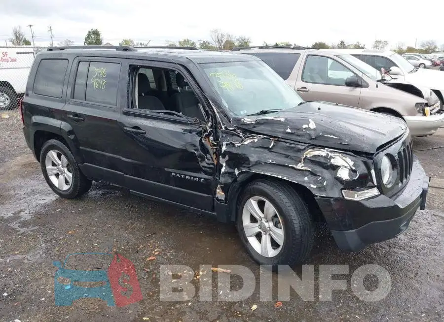 1C4NJPFB3DD109765 Photo# 6