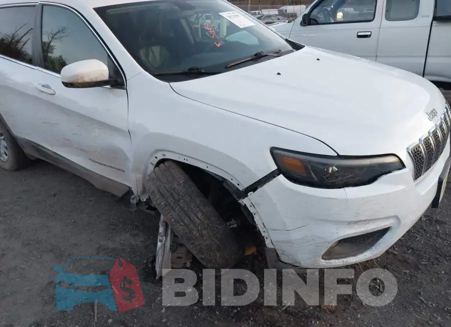1C4PJMCB5KD330180 Photo# 6