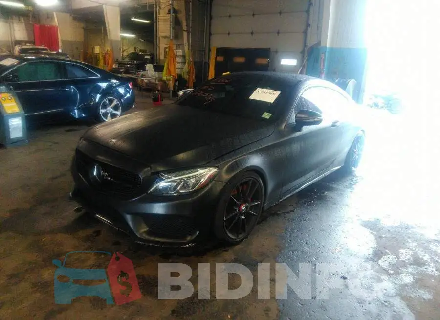 WDDWJ6EB6JF759972 Photo# 2