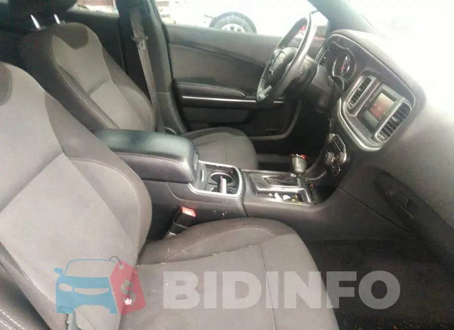 2C3CDXBG6FH827580 Photo# 5
