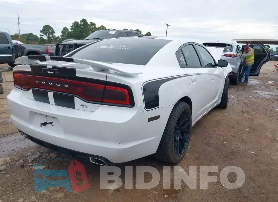 2C3CDXCT4DH594792 Photo# 4