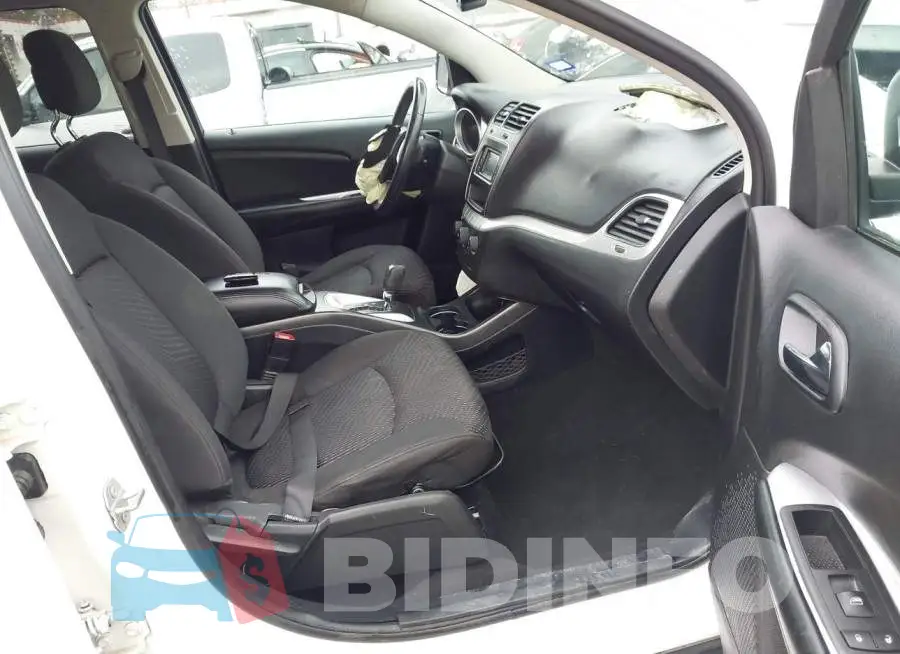 3C4PDCAB8HT506825 Photo# 5