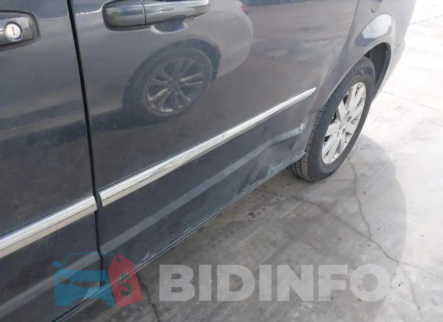 2C4RC1BG5DR632230 Photo# 6