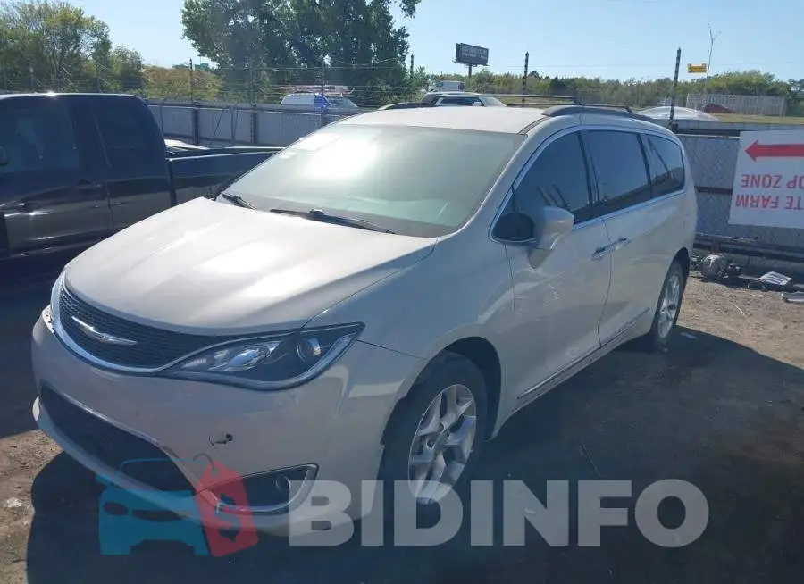 2C4RC1EG5HR559877 Photo# 2