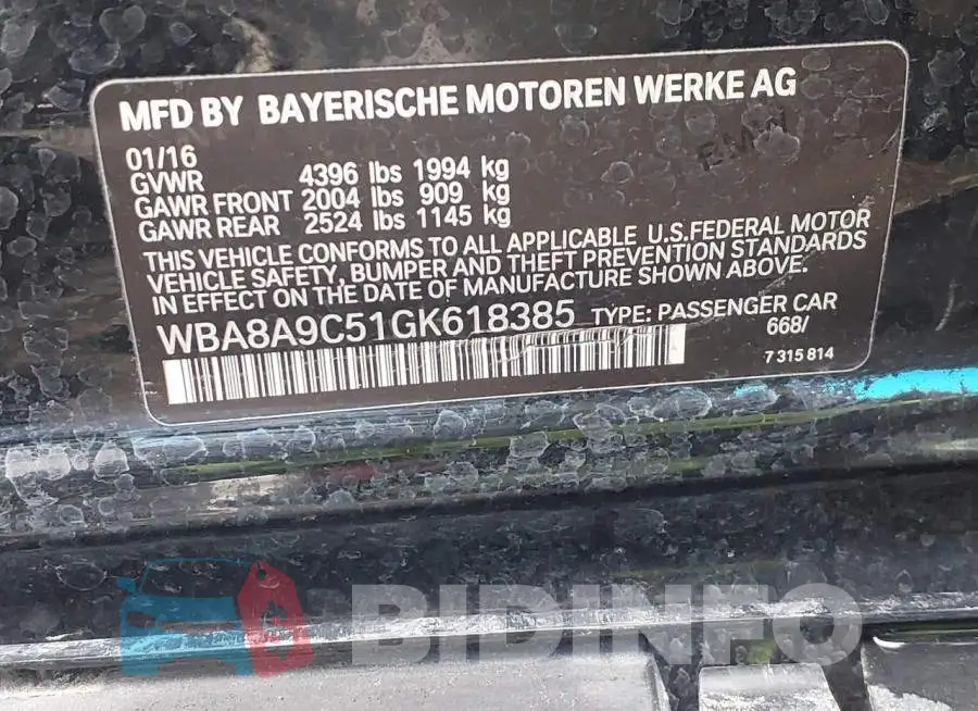 WBA8A9C51GK618385 Photo# 9