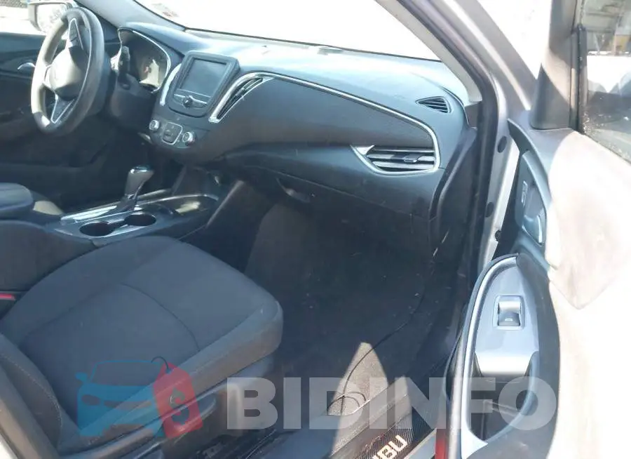 1G1ZD5ST7JF136178 Photo# 5