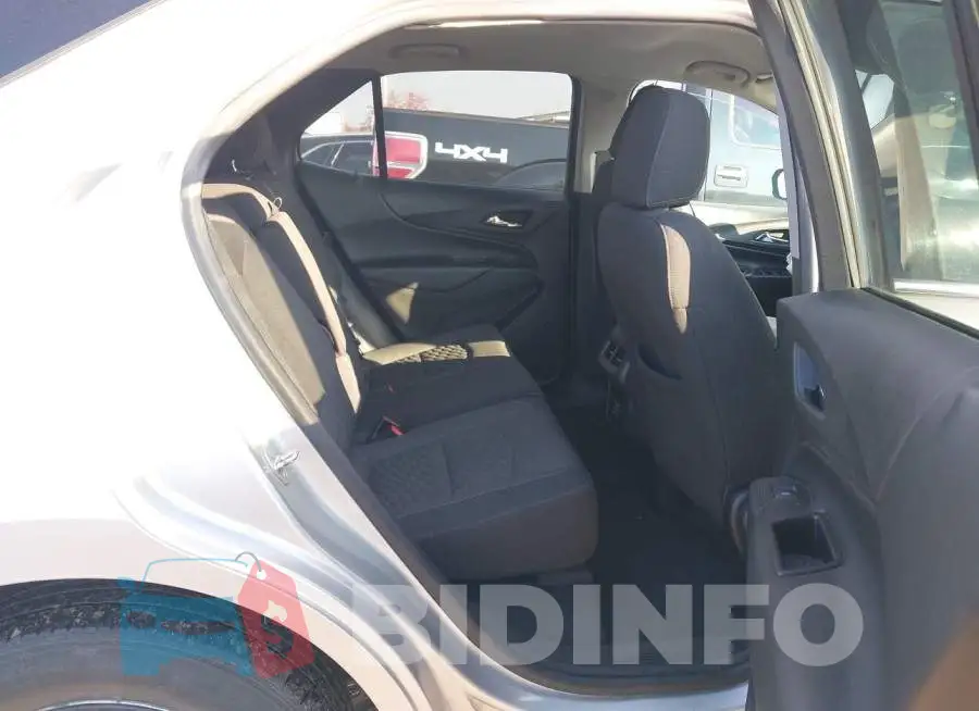 3GNAXUEV7KS561861 Photo# 8
