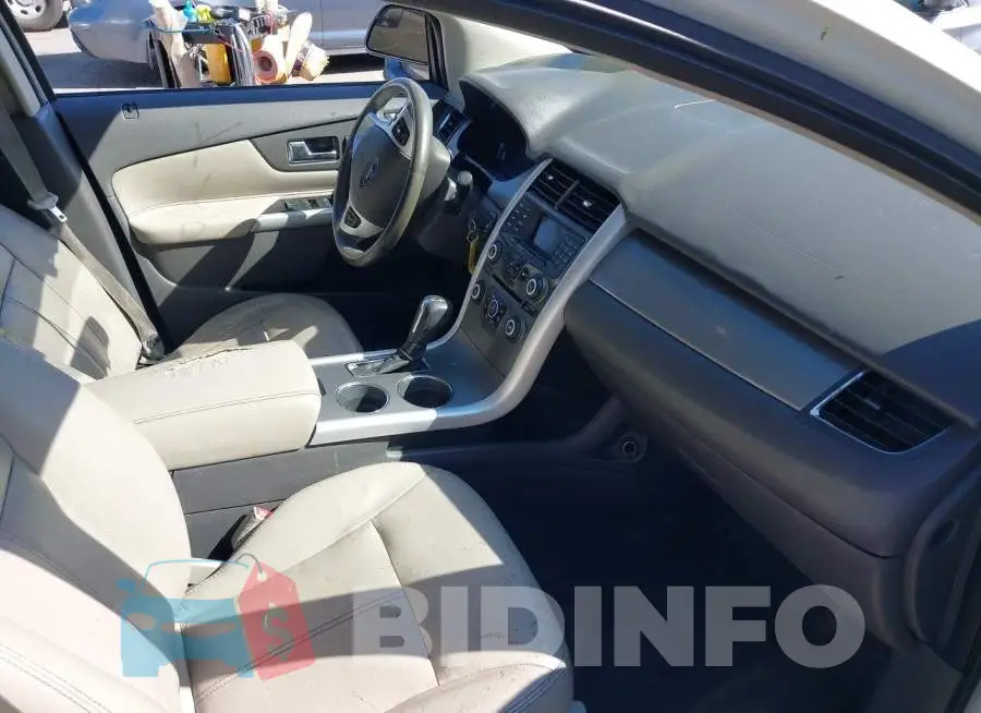 2FMDK3JC2DBA18019 Photo# 5