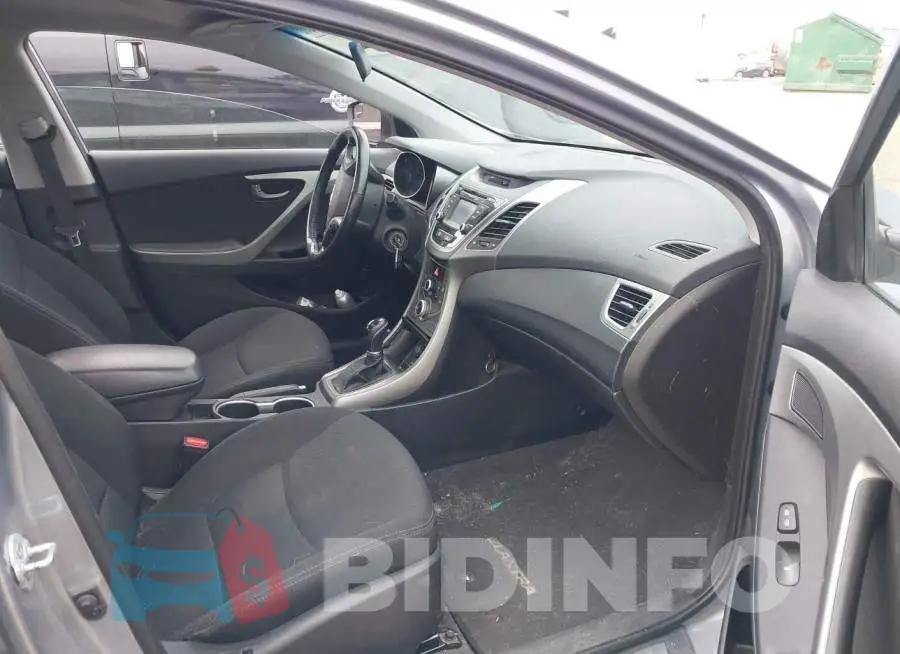 5NPDH4AE0FH609807 Photo# 5