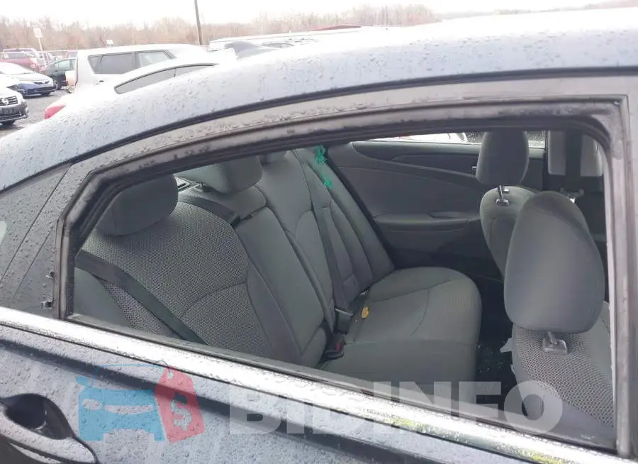 5NPEB4AC3EH911918 Photo# 8
