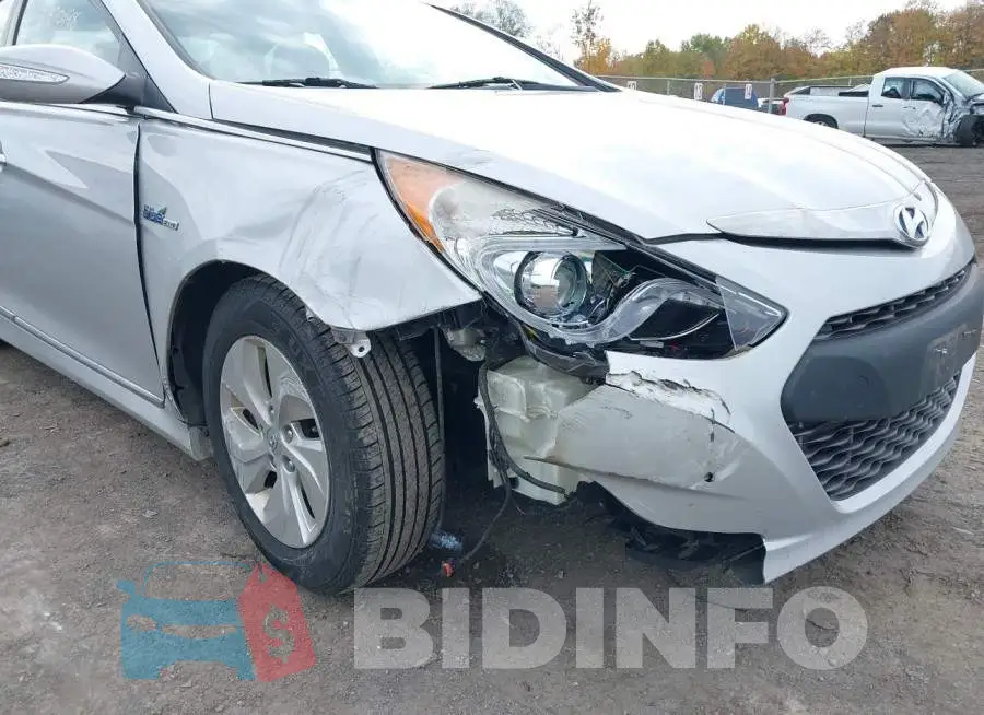 KMHEC4A42FA137364 Photo# 6