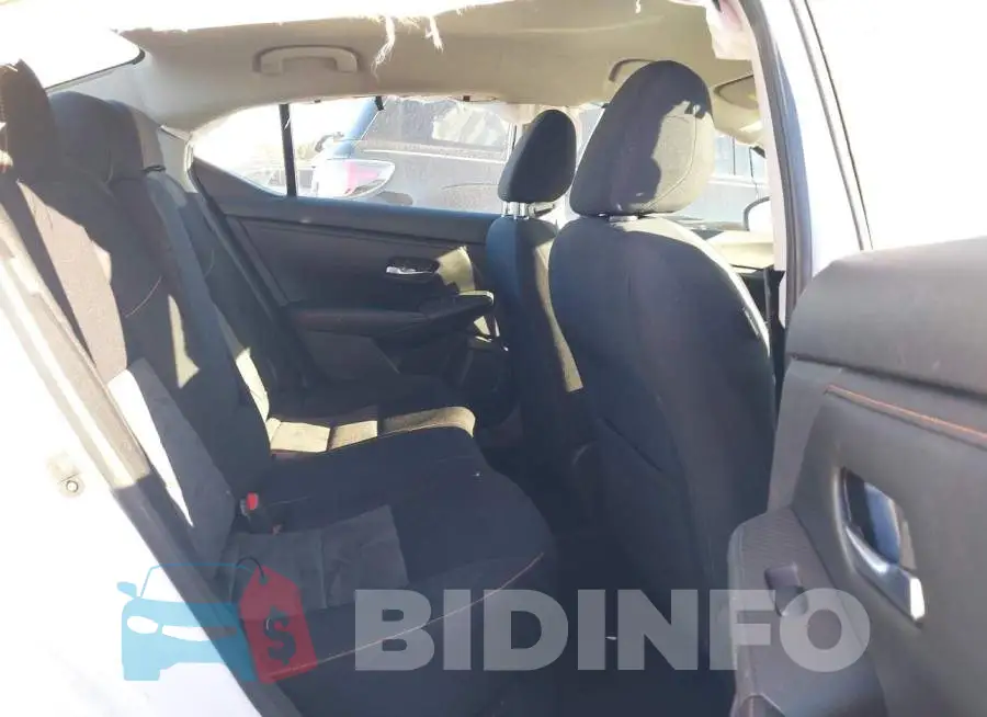 3N1AB8DV9LY241958 Photo# 8