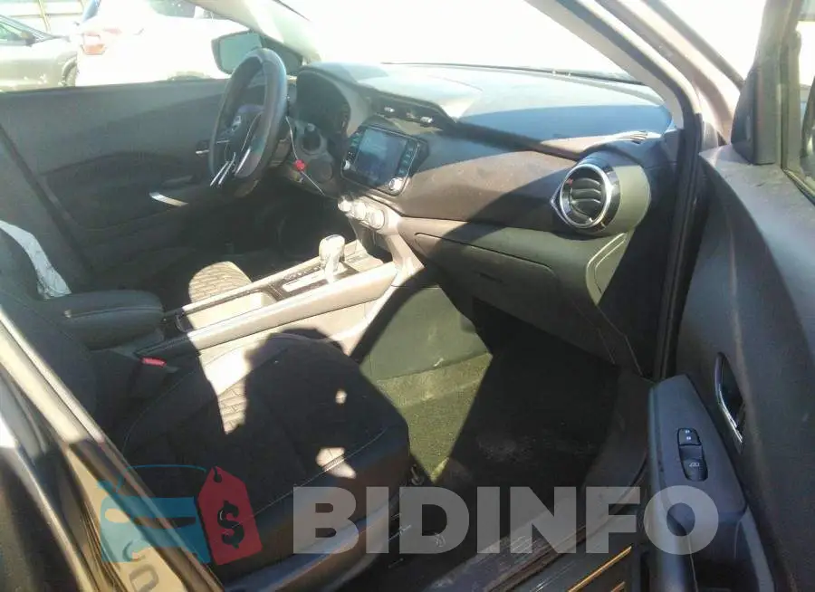 3N1CP5CV3PL498854 Photo# 5